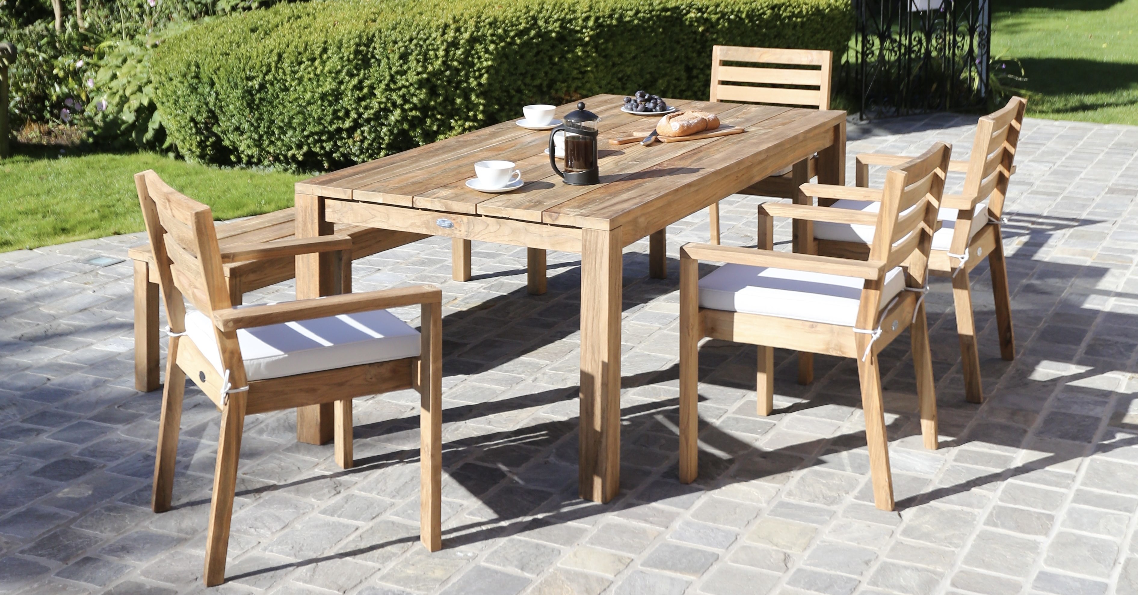 Should I Use Teak Oil on Outdoor Furniture? 
