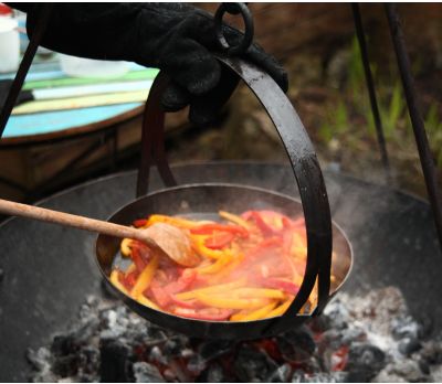 Tripod Skillet
